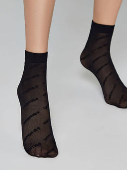 Цена за 2 пары. Носки Классические CONTE FANTASY Носки с эффектом мелкой сетки и надписями Intuition nero