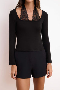 Siyah Fitted/Vucuda Oturan Havuz Yaka Uzun Kollu Yumusak Orme Bluz TWOSS26BZ00660