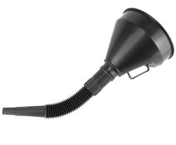 Воронка с гибким шлангом, с сеткой (гофра) для ГСМ 135мм OKTAN (121 558)