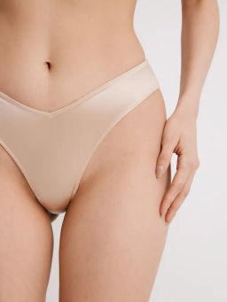 Infinity / Трусы стринги-бразилиано жен. Lora бежевый - Infinity Lingerie фото 3