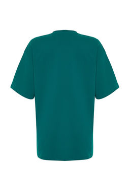 Zumrut Yesili %100 Kal?n Pamuklu Premium Oversize/Genis Kal?p Orme T-Shirt TWOSS23TS00040