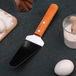 Лопатка для торта и пиццы Доляна, 26?6 см, цвет коричневый