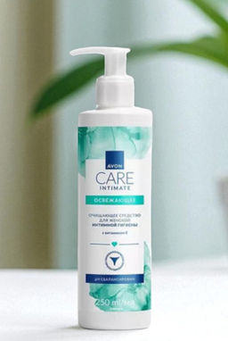 Освежающее очищающее средство для женской интимной гигиены с витамином Е, 250 мл