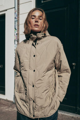 WATER REPELLENT HOODED PADDED JACKET - Zara фото 6