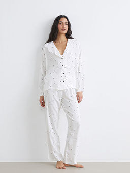 G?mlek Yaka Puantiyeli Kad?n Pijama Tak?m