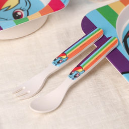 Набор детской бамбуковой посуды, 5 предметов: тарелка, вилка, ложка,стакан,миска Радуга Дэш, My Little Pony - Hasbro фото 6