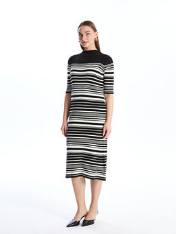 Bisiklet Yaka ?izgili K?sa Kollu Kad?n Triko Elbise