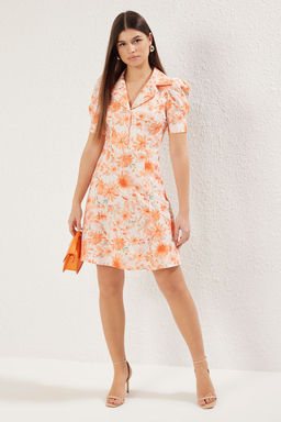 TRENDYOLMILLA Sar? A Kesim Desenli Balon Kollu Mini Dokuma Elbise TWOSS20EL1999  фото 8