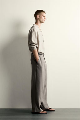 CAMISA FLUIDA RELAXED FIT / Beige