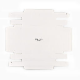 Цена за 5 шт. Коробка под 4 конфеты и шоколад с ячейками «Белая» 18.8 х 15.7 х 3 см