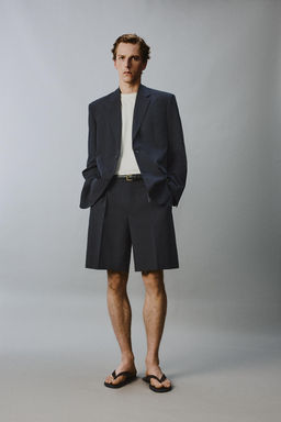 BERMUDA PLIEGUES TRAJE RELAXED FIT / Marino oscuro