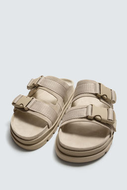 CHUNKY LEATHER SANDALS