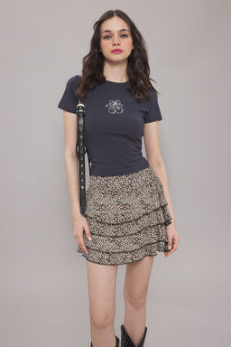 TRENDYOLMILLA Antrasit Fitted/Vucuda Oturan Nak?sl? Orme T-Shirt TWOSS25TS00082  фото 10