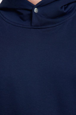 Lacivert Oversize/Genis Kesim C?tc?t Detayl? Basic Kapusonlu Sweatshirt TMNAW25SW00109 - Trendyolmilla фото 4