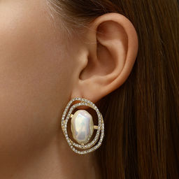 Серьги с жемчугом Абстракция желание, цвет белый в золоте, камень форма и цвет МИКС