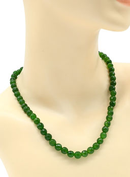 Бусы из камня кальцит граненые 8мм цв.нефрит, 48см