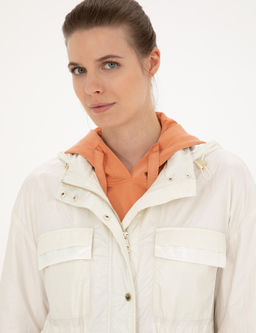 Ekru Comfort Fit Mevsimlik Mont