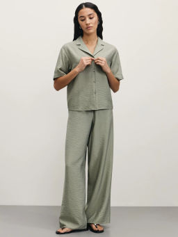 Блузка с английским воротником из фактурной вискозы / Zarina  фото 3