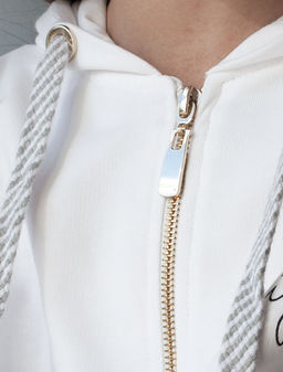 Худи на молнии из премиального футера с золотистой фурнитурой