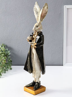 Фигура полистоун Заяц с чашкой чая, 13.5?11?46.5 см