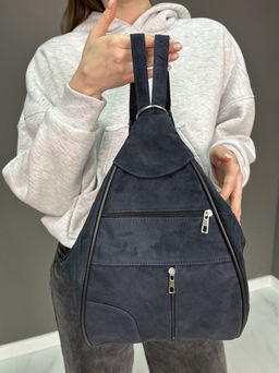 Сумка-рюкзак женская из телячьей кожи