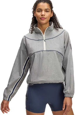 Ветровка женская