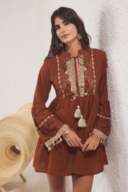 TRENDYOLMILLA Beyaz Dokuma %100 Pamuk Dantelli Mini Plaj Elbisesi TBESS20EL0862