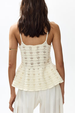 Top efecto crochet con peplum - H&m фото 4