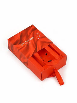 Цена за 5 шт. Коробка-пакет под бижутерию «С любовью», 7.5×7.5×3.5 см