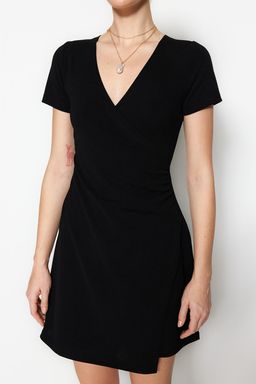 TRENDYOLMILLA Siyah Kruvaze Yaka A-Line Krep Mini Smart Orme Elbise TWOSS23EL01703 фото 3