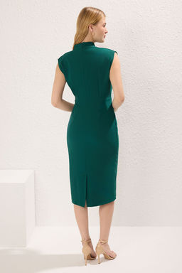 TRENDYOLMILLA Bordo Vucuda Oturan Dik Yaka Midi Kalem Etek Dokuma Elbise TWOAW20EL0311  фото 59