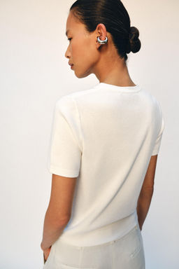 TOP PUNTO BOTONES / Blanco