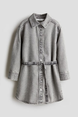 Vestido camisero en denim