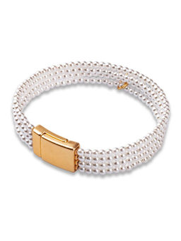 Браслет с магнитной застежкой из сплава золотистого цвета