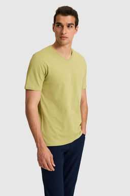 Erkek Regular Fit V Yaka Ye_il Basic Ti__rt