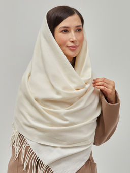 В составе шерсть ! теплый двусторонний палантин