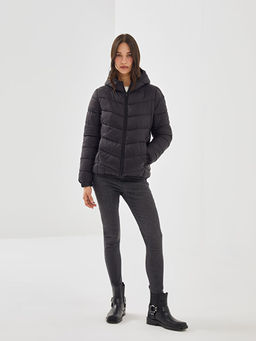 Kap??onlu Kad?n ?i?me Mont