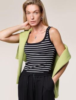 D43.222 Топ женский черно-белый