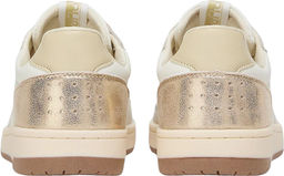 Кроссовки женские