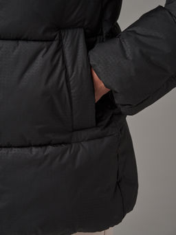 Пуховик женский 

АРТ. 71723z черный/42 - Hoops фото 3