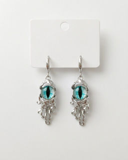 Стильные серьги