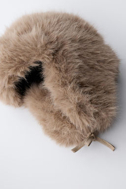 FAUX FUR SKI COLLECTION CAP - Zara фото 3