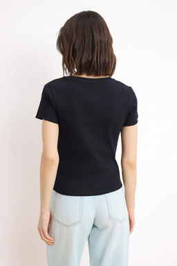 Wardrobe Essentials-Siyah-Ekru 2li Paket Fitted/Vucuda Oturan Esnek Orme T-Shirt TWOSS26TS00154