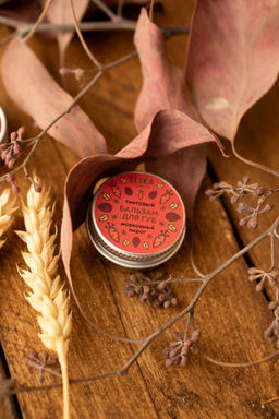 ТИНТОВЫЙ БАЛЬЗАМ ДЛЯ ГУБ МОРКОВНЫЙ: тинтовый бальзам с ароматом моркови, придаёт губам легкий медный оттенок, 10 гр (с биркой) - Elska фото 8