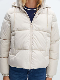 Kap??onlu Kad?n ?i?me Mont