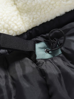 Куртка парка зимняя подростковая для мальчика с капюшоном и мехом цвета хаки 9447Kh