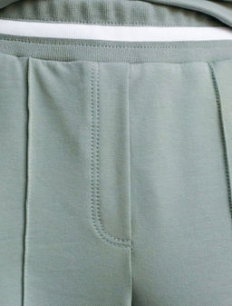 Брюки прямые со стрелками из премиального футера двухнитки с эластаном - Vilatte фото 6