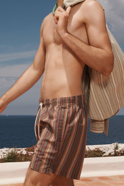 STRIPED LIMITED EDITION MID-LENGTH SWIMMING TRUNKS - Zara фото 2