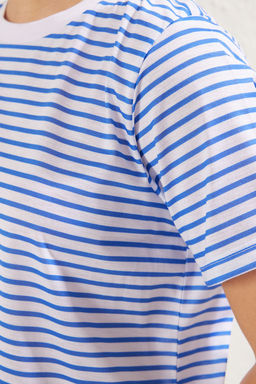 Saks Cizgili Basic Bisiket Yaka K?sa Kol Regular Kal?p Orme T-Shirt TWOSS21TS0904