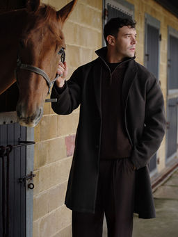 Fermuarl? Dik Yaka Erkek Triko Kazak